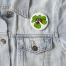 Recherche de trèfle chanceux de shamrock badges Trèfle à quatre feuilles