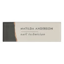 Recherche de badge identification Girly