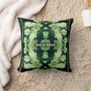 Recherche de vierge coussins Monogramme