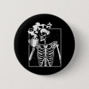 Recherche de homme mort badges Squelette
