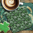 Recherche de trèfle quatre feuilles de dessous de verres Irlandais