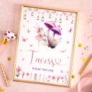 Recherche de champignon magique posters Jeune fille