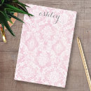 Recherche de rose chic minable Pour elle