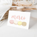 Recherche de macarons vœux cartes Parisien
