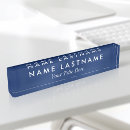 Recherche de marine et blanc Minimaliste