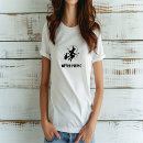 Recherche de black and white tshirts Éffrayant