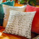 Recherche de habillement coussins Habillé