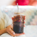 Recherche de photo verres bouteilles Mère
