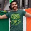 Recherche de trèfle vert chanceux de shamrock tshirts Pour lui