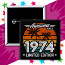 Recherche de qui 1974 badges Vintage