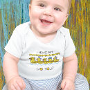 Recherche de rangée bébé vêtements Pour enfants