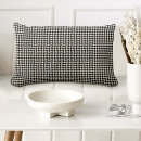 Recherche de plaid noir et blanc coussins Chic