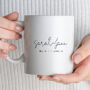 Recherche de lettrage noir tasses Lettrage à la main