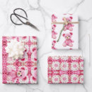 Recherche de crochets papier cadeau Rose