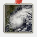 Recherche de cyclone de neige L'inde
