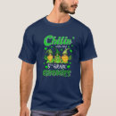 Recherche de chillin with my gnomies tshirts Chilline