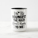 Recherche de plus jeune tasses Typographie