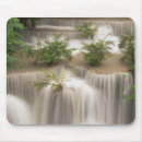 Recherche de cascade tapis souris Forêt