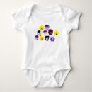 Recherche de macro bébé vêtements Fleur