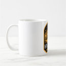 Recherche de ruisseau tasses Camping