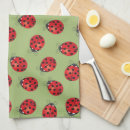 Recherche de coccinelle cuisine linges Été