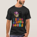 Recherche de read banned books tshirts Femmes