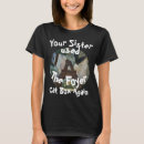 Recherche de chat dans une boîte tshirts Pour elle