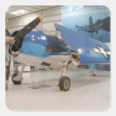 Recherche de porte avions autocollants Militaire