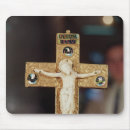 Recherche de crucifix tapis souris 11ème