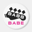 Recherche de la guitare magnets Pour elle