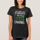 Recherche de mes charmes chanceux tshirts Jour
