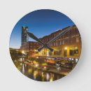 Recherche de art américain de villes horloges Centre