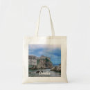 Recherche de plage rocheuse sacs Mer