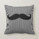 Recherche de moustaches coussins Pour eux
