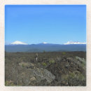 Recherche de roches dessous de verres Montagnes
