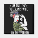 Recherche de chansons magnets Femme