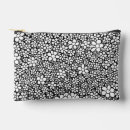 Recherche de dessin noir blanc cosmétiques pochettes Dessiné à la main