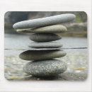 Recherche de cailloux tapis souris Pierres