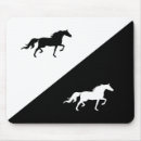 Recherche de cheval blanc noir tapis souris Chevaux