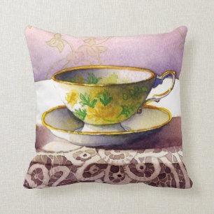0001 Teacup on Lace Trow Coussin