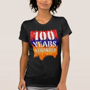100 ans le T-shirt de femmes arméniennes plus