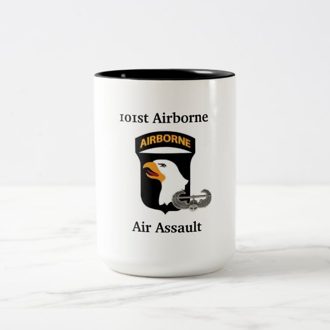 101st Tasse d'assaut aérien de Division Aéroportée (Centre)