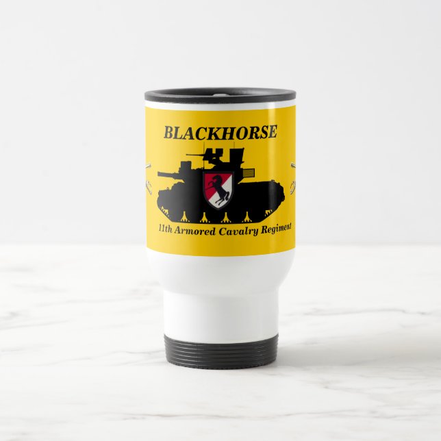 11ème ACR M551 Sheridan et tasse croisée de sabres (Centre)