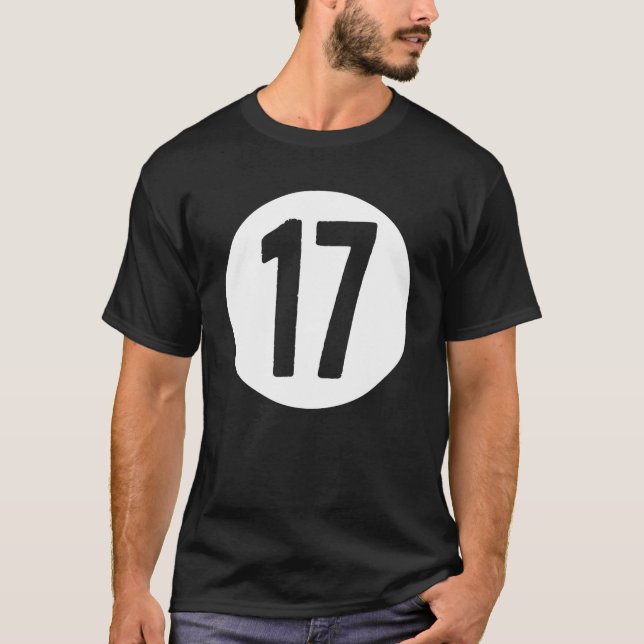 17 dans un T-shirt de cercle (Devant)