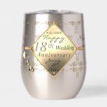 18e anniversaire du Mariage oculaire du chat<br><div class="desc">Cherchez-vous la bonne tasse de voyage pour elle pour votre anniversaire de mariage,  marquant votre jalon? Peut-être l'avez-vous trouvé avec mon original,  oeil de chat,  graphismes porcelaine,  répétition de coeur orné et modèles pour la personnalisation!</div>