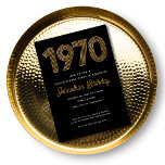 1970 Black Faux Gold 50th Birthday Invitation<br><div class="desc">1970 Black Faux Gold 50th Birthday Invitation Célébrez 55 ans de style avec cette Black Faux Gold Birthday Invitation 1970! Conçue avec un arrière - plan noir élégant et d'élégants accents faux or, cette invitation offre une sophistication intemporelle avec une touche d'allure vintage. C’est la façon idéale d’honorer une année...</div>