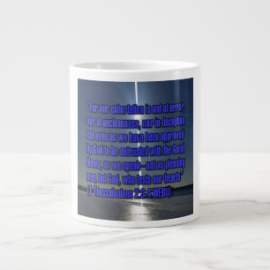 1 Thessaloniciens 2:3-4 WEBU Mug