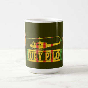 1re division de cavalerie UH-1 Huey Pilot Mug