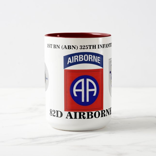 2 Couleurs 1/325 TASSE de l'INFANTERIE 82D ABN (Centre)