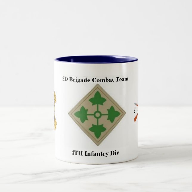 2 Couleurs 2D Tasse de division d'infanterie de 8ème (Centre)